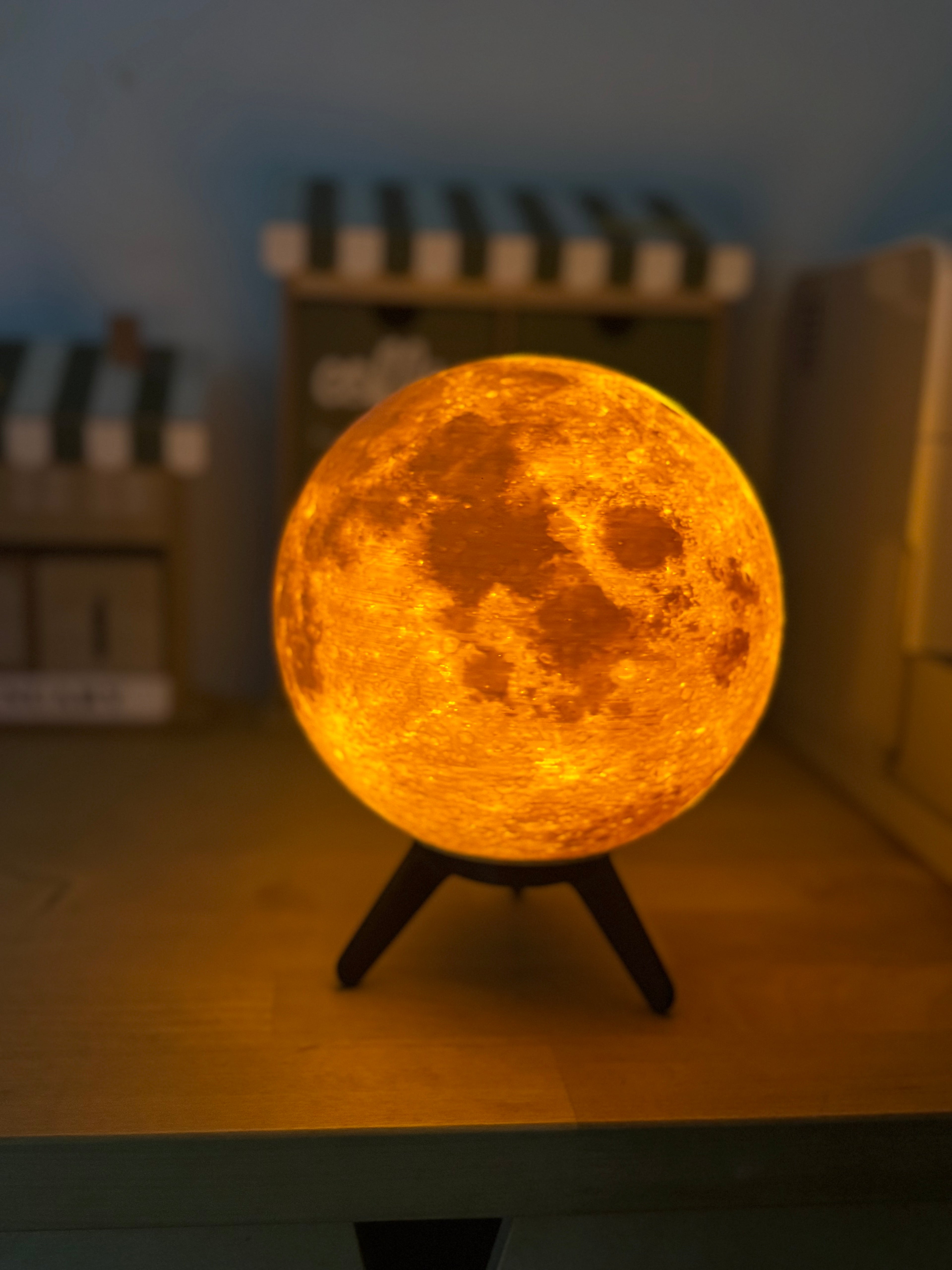 The Moon Lamp